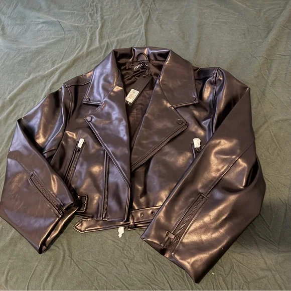 Lioness State Island Jacket Black - Picture 2 of 5